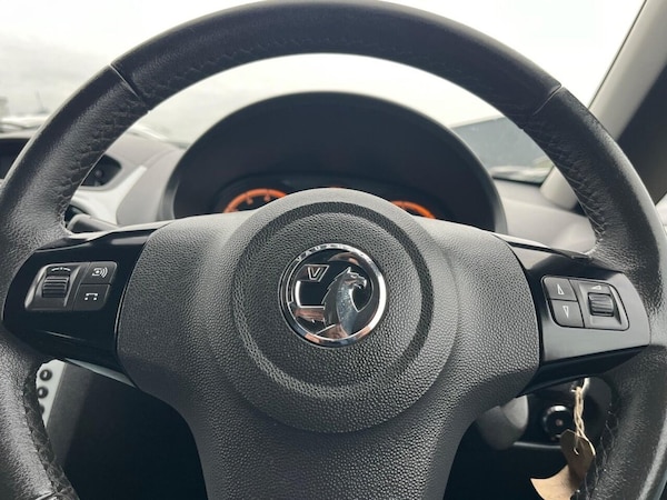 Used Vauxhall Corsa 2012 for sale - 76309380: Photo 10