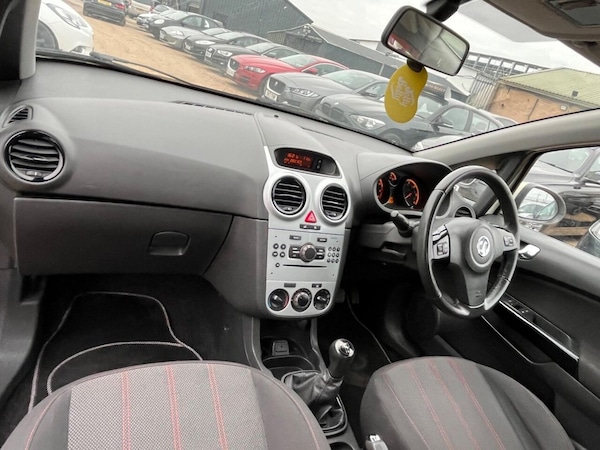 Used Vauxhall Corsa 2012 for sale - 76309380: Photo 9