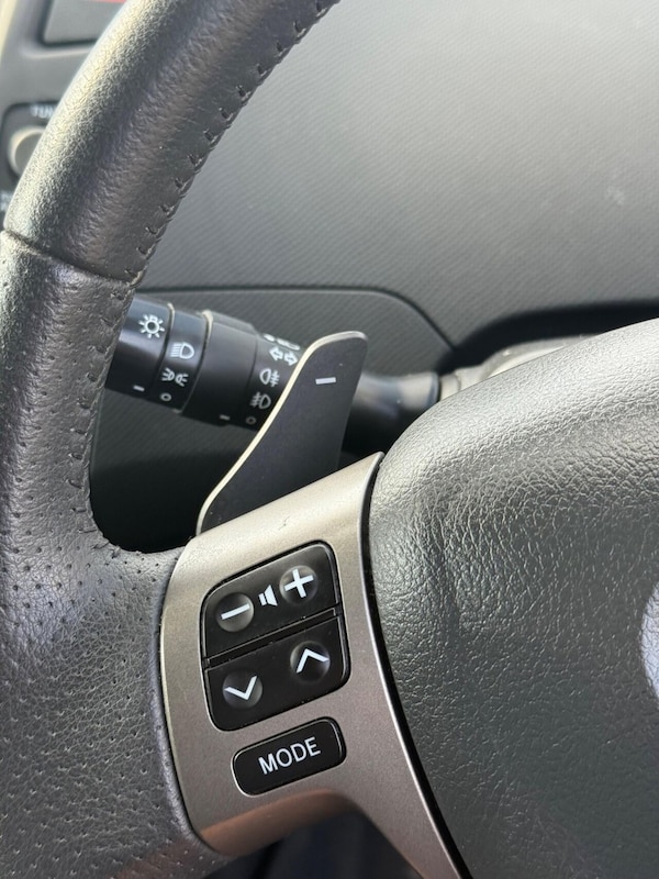 Used Toyota Yaris 2010 for sale - 76147655: Photo 22