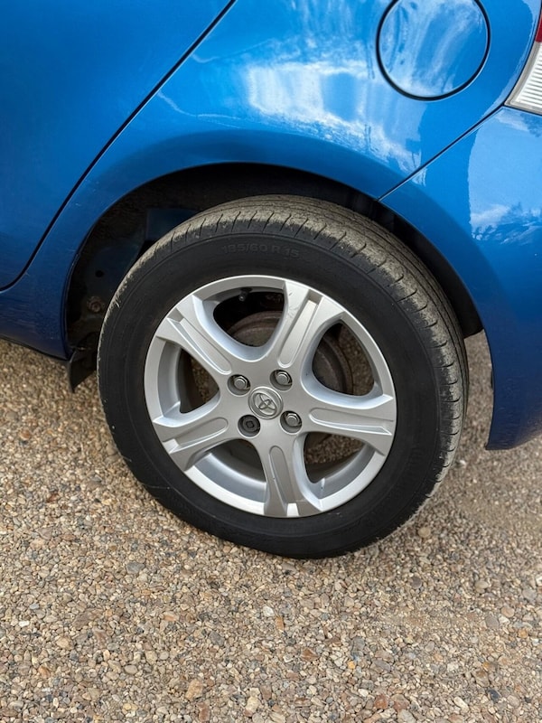 Used Toyota Yaris 2010 for sale - 76147655: Photo 31