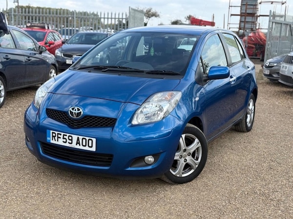 Used Toyota Yaris 2010 for sale - 76147655: Photo 3