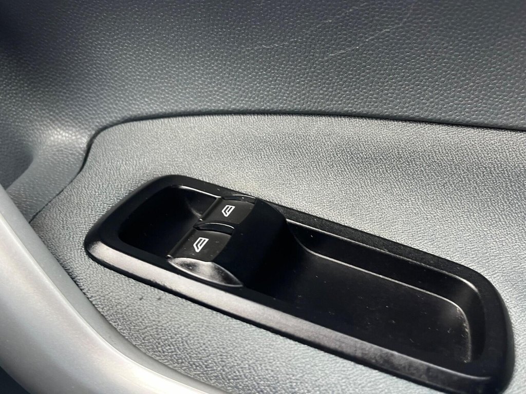 Used Ford Fiesta 2011 for sale - 77719524: Photo 30