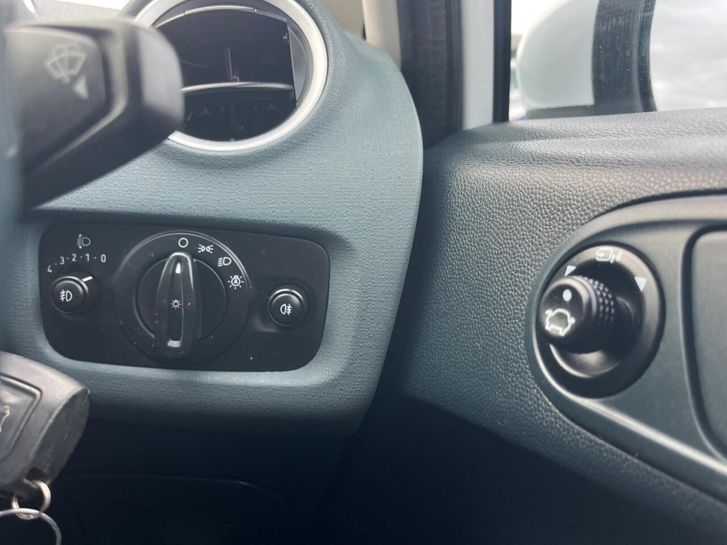 Used Ford Fiesta 2011 for sale - 77719524: Photo 31