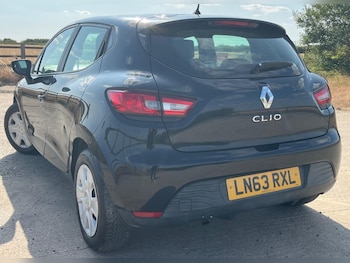 Used Renault Clio 2013 for sale - 79276587: Photo