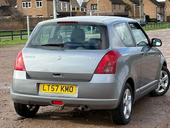 Used Suzuki Swift 2007 for sale - 77437291: Photo