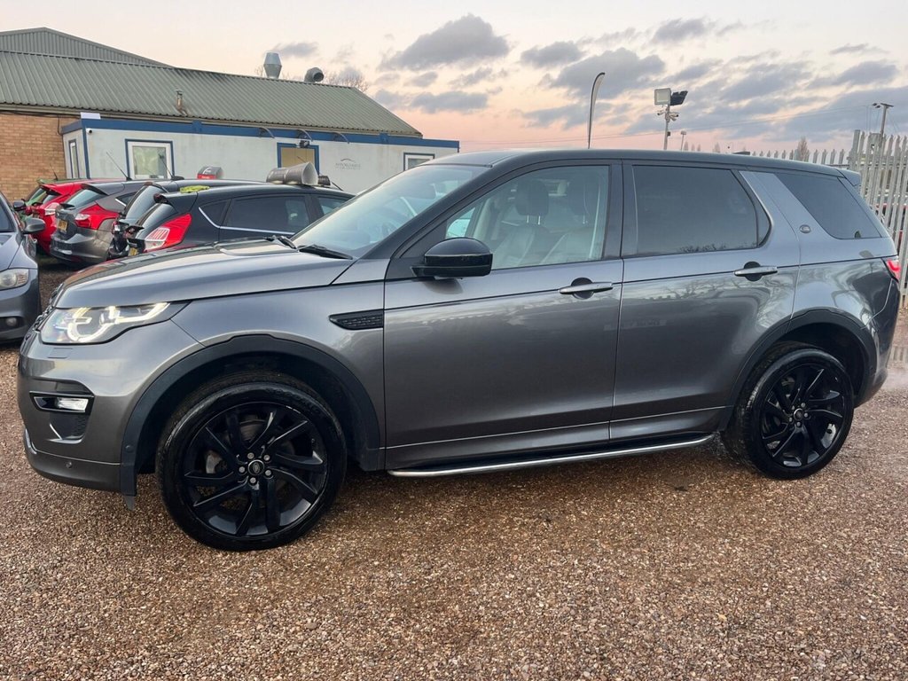 Used Land Rover Discovery Sport 2017 for sale - 76670601: Photo 18
