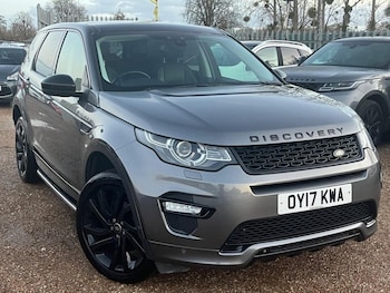 Used Land Rover Discovery Sport 2017 for sale - 76670601: Photo