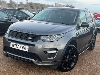Used Land Rover Discovery Sport 2017 for sale - 76670601: Photo