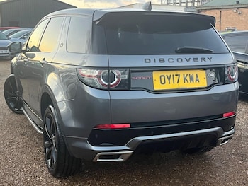 Used Land Rover Discovery Sport 2017 for sale - 76670601: Photo