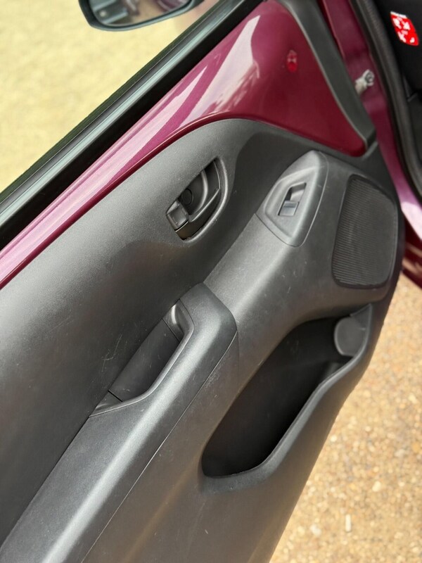 Used Peugeot 108 2015 for sale - 75671718: Photo 33