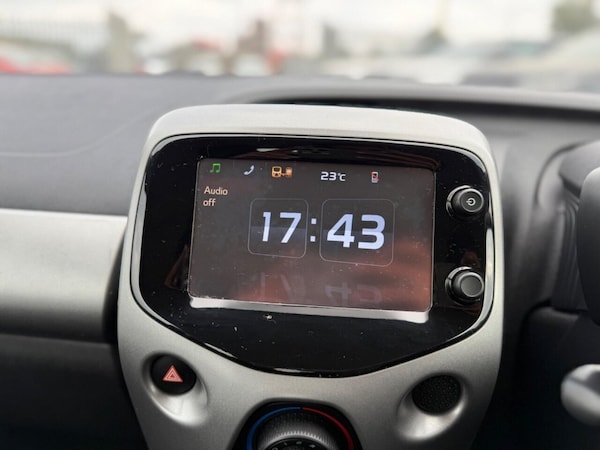 Used Peugeot 108 2015 for sale - 75671718: Photo 41