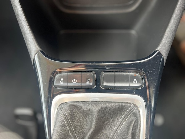 Used Vauxhall Crossland X 2018 for sale - 75136065: Photo 25