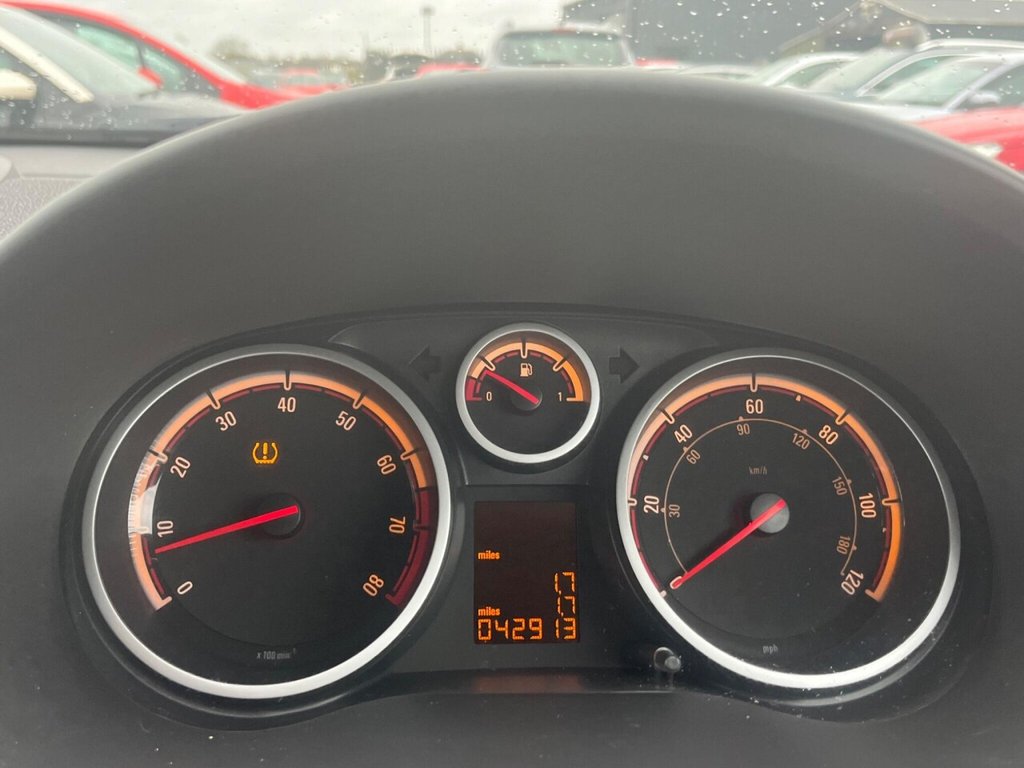 Used Vauxhall Corsa 2015 for sale - 76668160: Photo 33