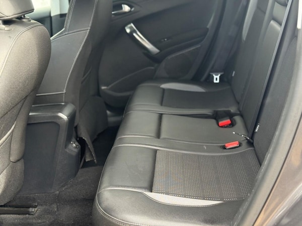 Used Peugeot 2008 2015 for sale - 75999093: Photo 16