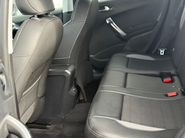 Used Peugeot 2008 2015 for sale - 75999093: Photo 18