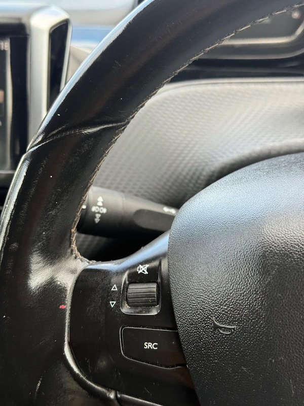 Used Peugeot 2008 2015 for sale - 75999093: Photo 24