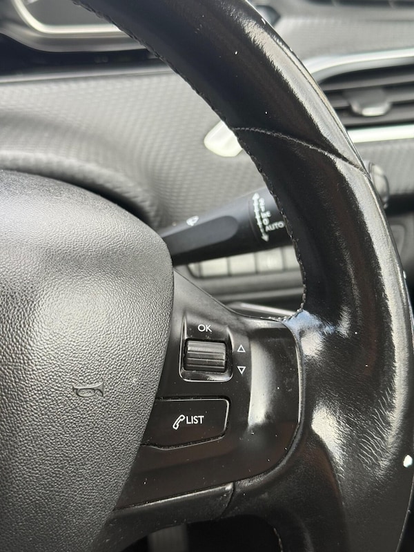 Used Peugeot 2008 2015 for sale - 75999093: Photo 25