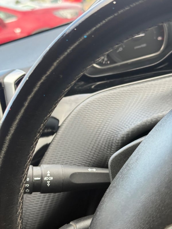 Used Peugeot 2008 2015 for sale - 75999093: Photo 26