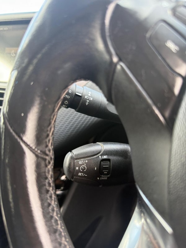 Used Peugeot 2008 2015 for sale - 75999093: Photo 27
