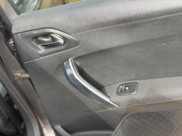 Used Peugeot 2008 2015 for sale - 75999093: Photo 29