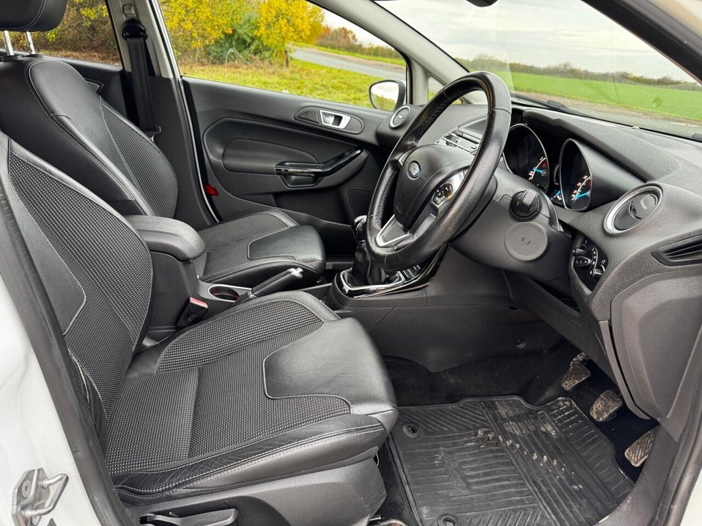 Used Ford Fiesta 2014 for sale - 76496346: Photo 33