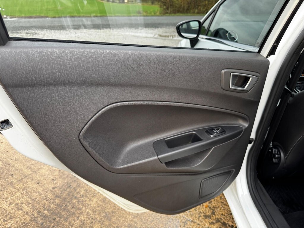 Used Ford Fiesta 2014 for sale - 76496346: Photo 41