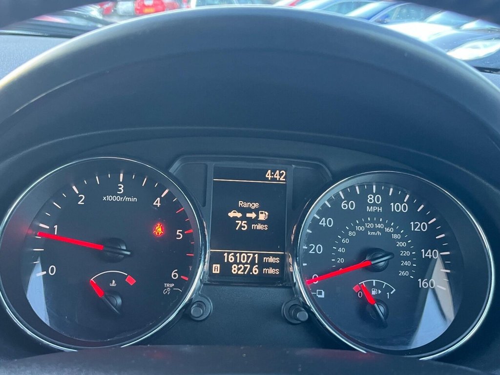 Used Nissan Qashqai 2010 for sale - 77102499: Photo 27