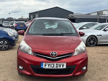 Used Toyota Yaris 2013 for sale - 78468540: Photo
