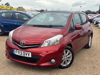 Used Toyota Yaris 2013 for sale - 78468540: Photo