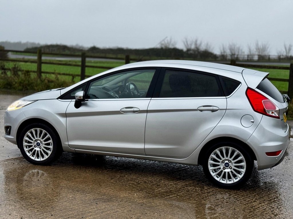 Used Ford Fiesta 2013 for sale - 76604859: Photo 18