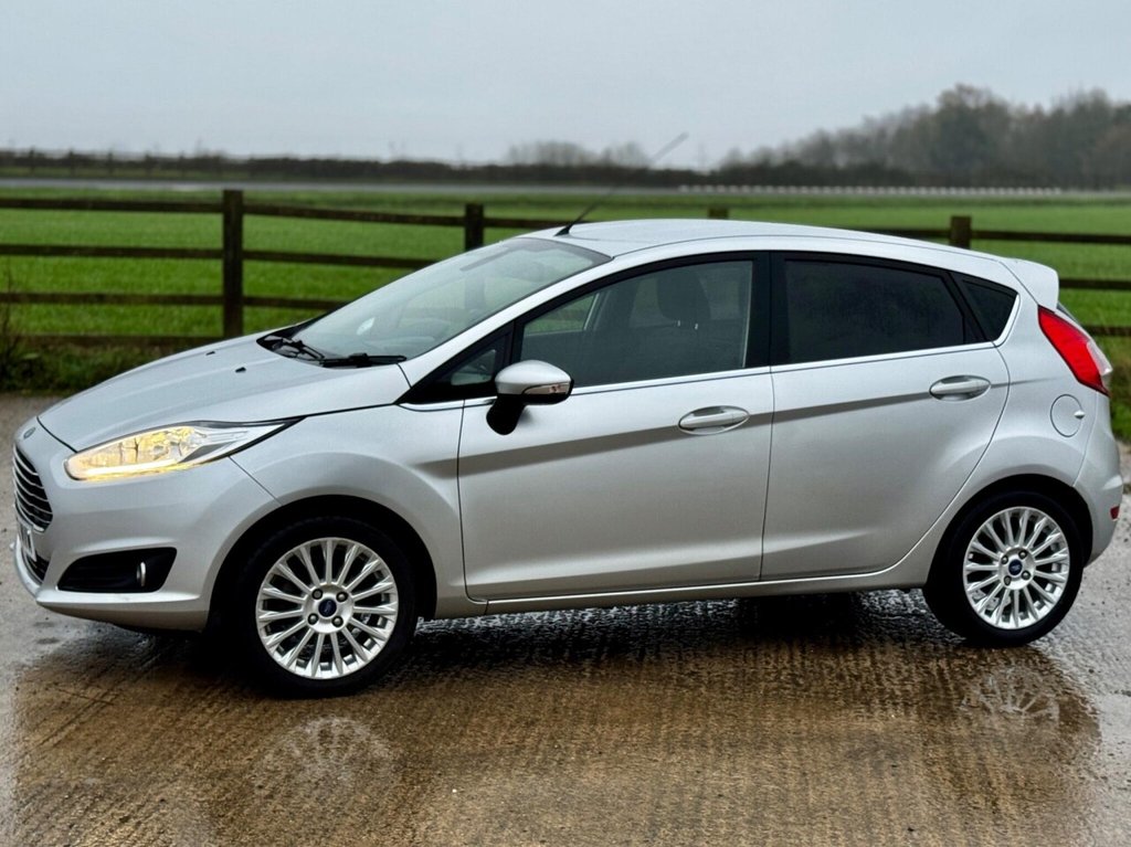 Used Ford Fiesta 2013 for sale - 76604859: Photo 19