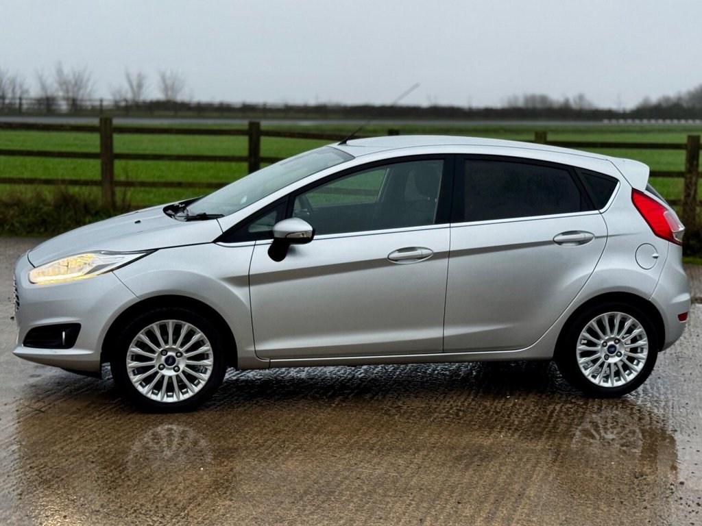 Used Ford Fiesta 2013 for sale - 76604859: Photo 20