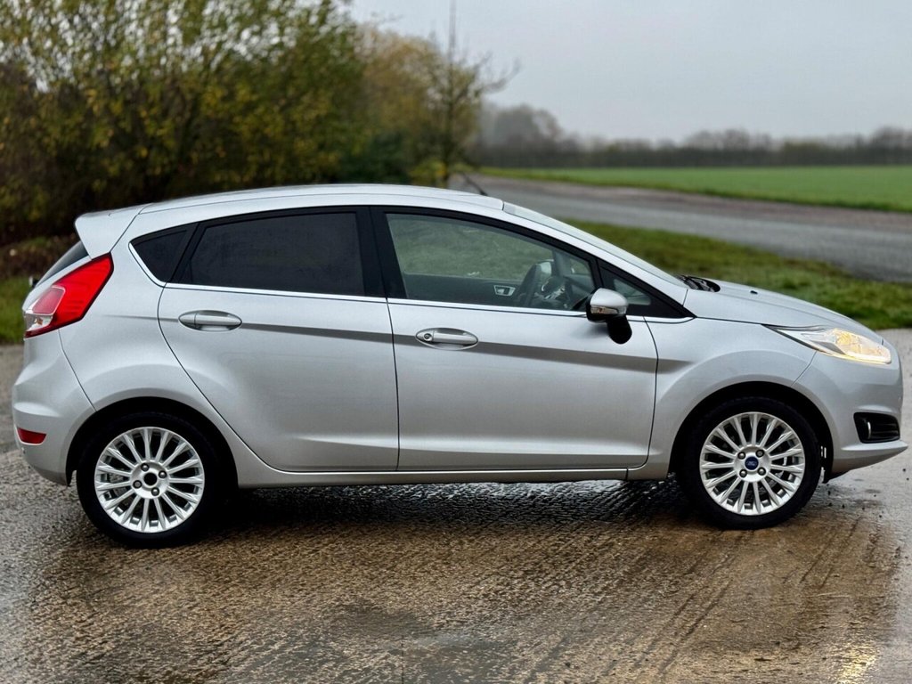 Used Ford Fiesta 2013 for sale - 76604859: Photo 23