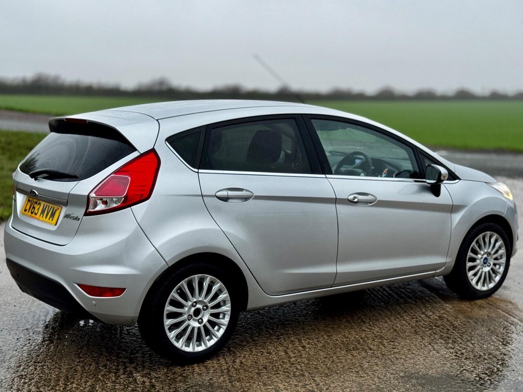 Used Ford Fiesta 2013 for sale - 76604859: Photo 27