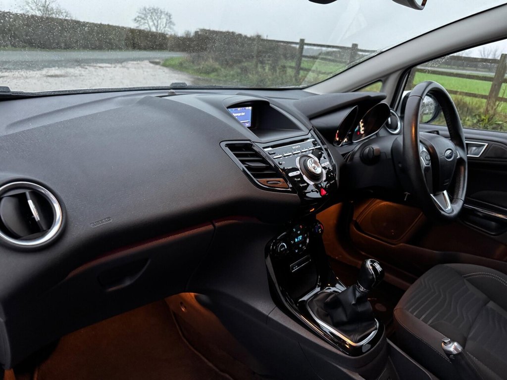 Used Ford Fiesta 2013 for sale - 76604859: Photo 30