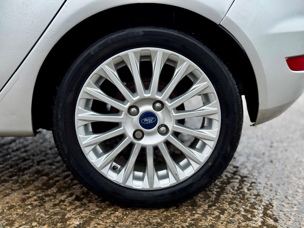 Used Ford Fiesta 2013 for sale - 76604859: Photo 43