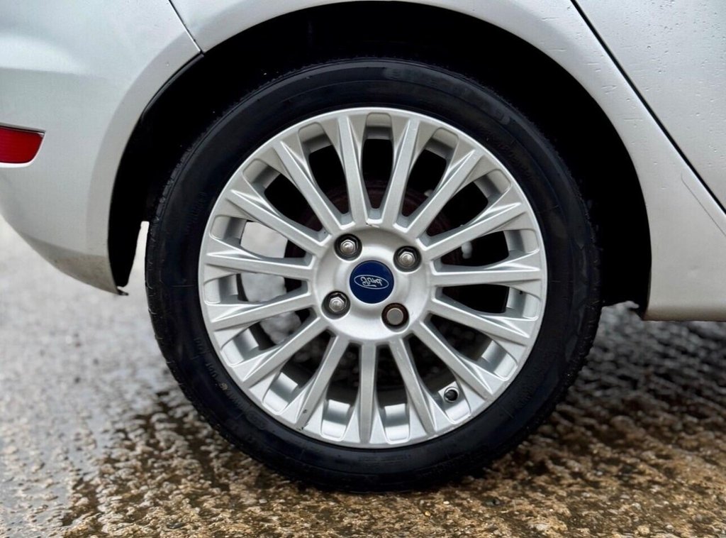 Used Ford Fiesta 2013 for sale - 76604859: Photo 44