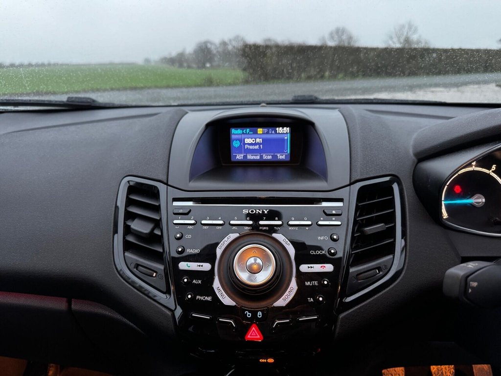 Used Ford Fiesta 2013 for sale - 76604859: Photo 45