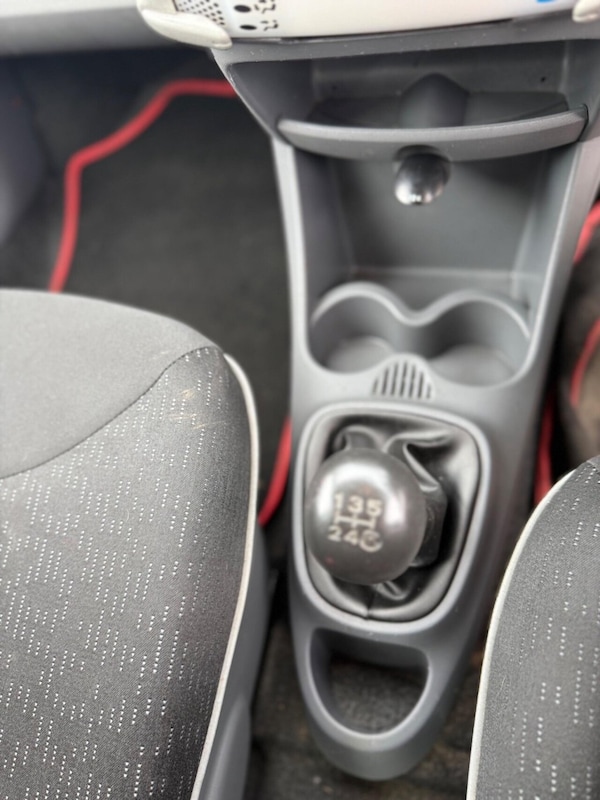 Used Peugeot 107 2012 for sale - 75682613: Photo 17