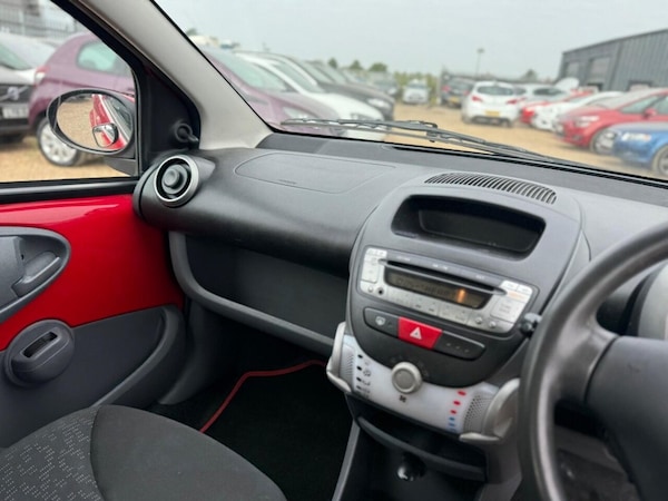 Used Peugeot 107 2012 for sale - 75682613: Photo 18