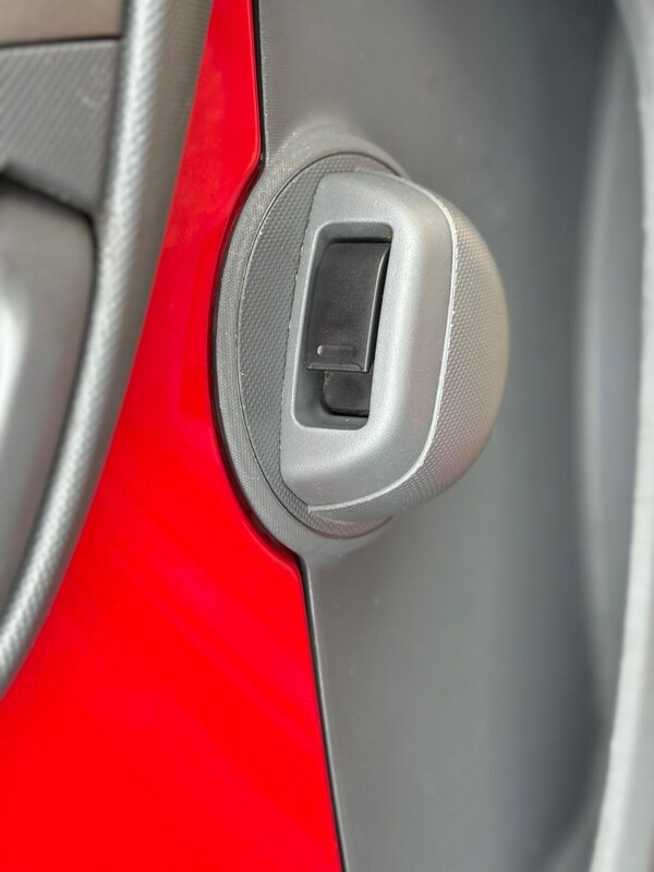 Used Peugeot 107 2012 for sale - 75682613: Photo 25