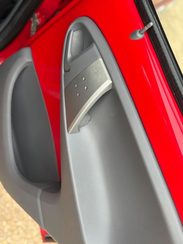 Used Peugeot 107 2012 for sale - 75682613: Photo 27