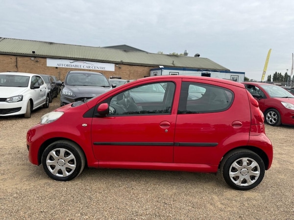 Used Peugeot 107 2012 for sale - 75682613: Photo 6