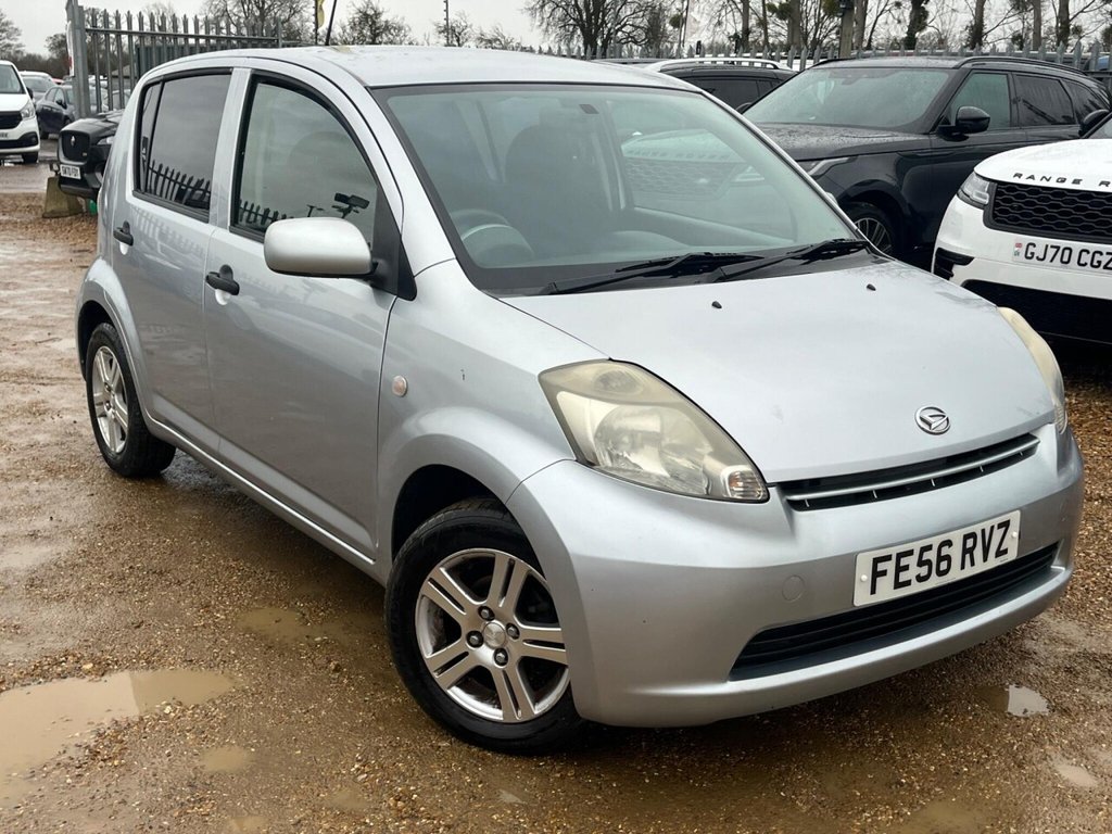 Used Daihatsu Sirion 2006 for sale - 77302352: Photo 1