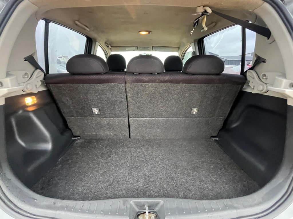 Used Daihatsu Sirion 2006 for sale - 77302352: Photo 17