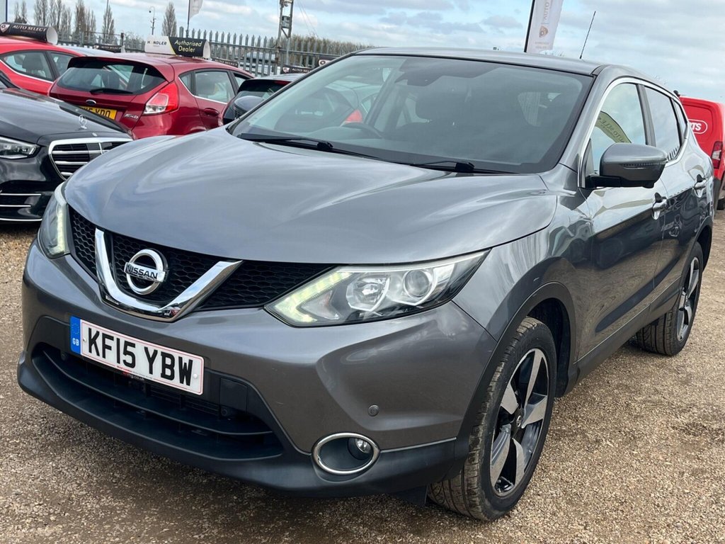 Used Nissan Qashqai 2015 for sale - 77748728: Photo 10