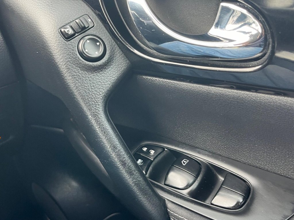 Used Nissan Qashqai 2015 for sale - 77748728: Photo 30