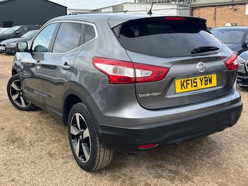 Used Nissan Qashqai 2015 for sale - 77748728: Photo
