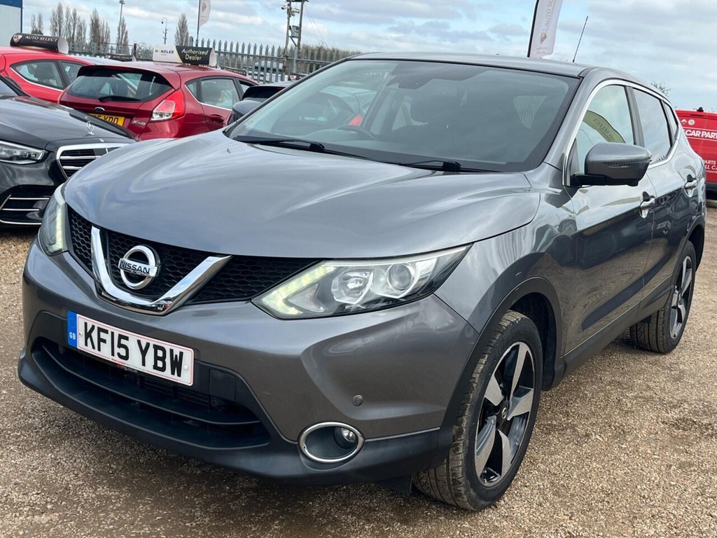 Used Nissan Qashqai 2015 for sale - 77748728: Photo 9