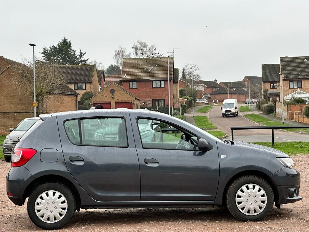 Used Dacia Sandero 2016 for sale - 77067552: Photo 14